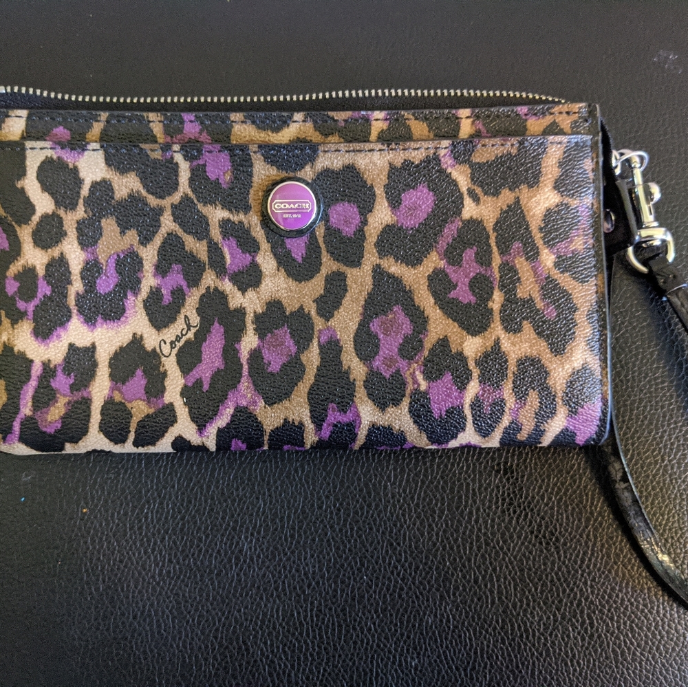 Coach wristlet, purse/ Hand bag